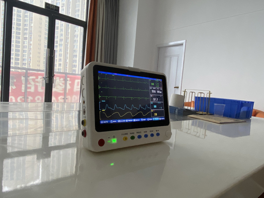 Çin Üreticisi Taşınabilir 10 Inç Ultra İnce Hasta Monitörü Çok Parametralı Yatak Yolu Diş Araştırması Terapi Aletleri