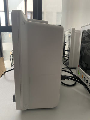 Tıbbi Kullanım için 16 Dil Destekli 12.1 İnç 5 Parametreli Taşınabilir Hasta Monitörü