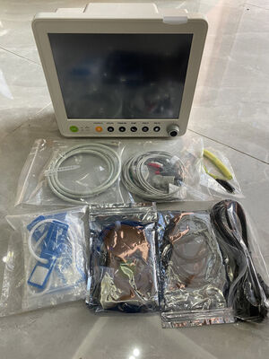 Önemli belirtilerin izlenmesi için 12.1" renkli TFT ekranlı taşınabilir çoklu parametreli hasta monitörü