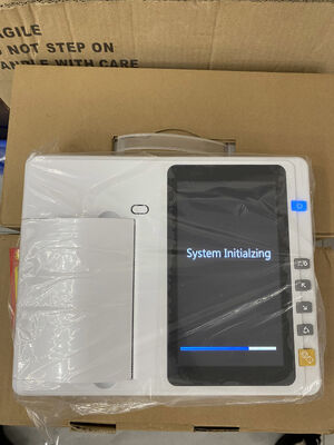 Hastaneler için güç kaynağı olan 6 Kanal 7 Inç LCD Ekranlı El Tıbbi EKG/EKG Cihazı